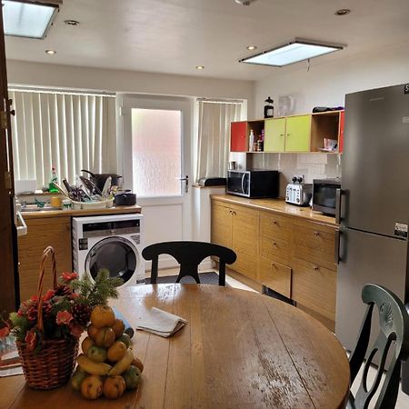 Nice Single Bedroom Near Qmc Ноттингем Экстерьер фото